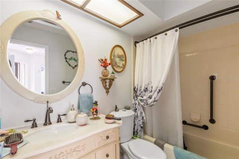 Villa ou maison à vendre à New Port Richey, Floride: 1 chambre, 67.17 m2 № 2235039 - photo 24