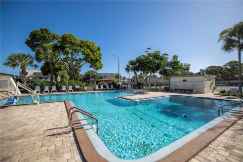 Condominio en venta en Saint Petersburg, Florida, 1 dormitorio, 80.82 m2 № 1907285 - foto 20