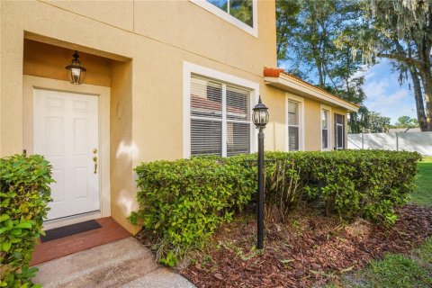 Townhouse in Apopka, Florida 3 bedrooms, 213.02 sq.m. № 2418837 - photo 3