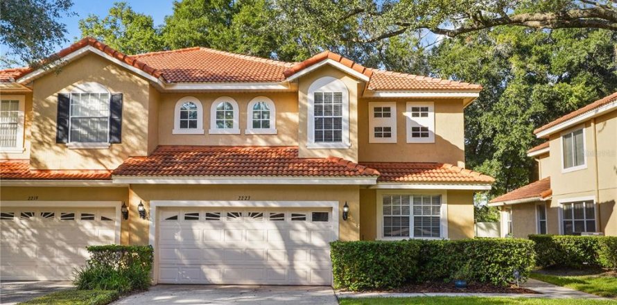Townhouse in Apopka, Florida 3 bedrooms, 213.02 sq.m. № 2418837
