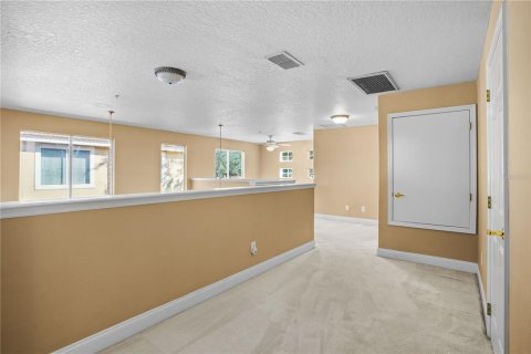 Townhouse in Apopka, Florida 3 bedrooms, 213.02 sq.m. № 2418837 - photo 21
