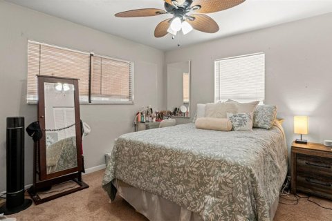 House in Gainesville, Florida 3 bedrooms, 147.34 sq.m. № 1886339 - photo 17