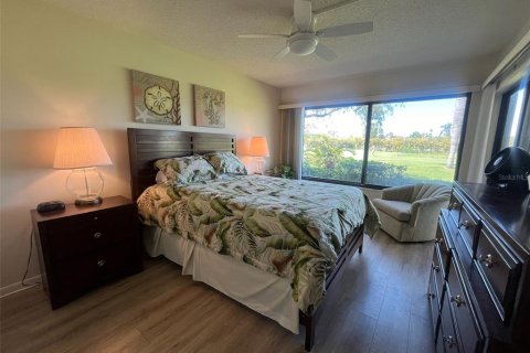 Condominio en alquiler en Saint Petersburg, Florida, 2 dormitorios, 82.68 m2 № 1138099 - foto 16