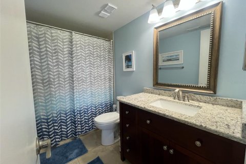 Condominio en alquiler en Saint Petersburg, Florida, 2 dormitorios, 82.68 m2 № 1138099 - foto 19
