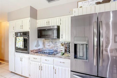 Casa en venta en Winter Haven, Florida, 3 dormitorios, 201.32 m2 № 2221048 - foto 13