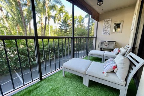 Снять в аренду кондоминиум в Ки-Бискейн, Флорида 1 спальня, 90.3м2, № 1960086 - фото 4