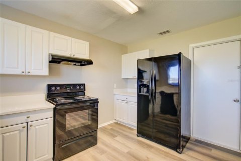 Villa ou maison à vendre à North Port, Floride: 3 chambres, 103.77 m2 № 1583360 - photo 7