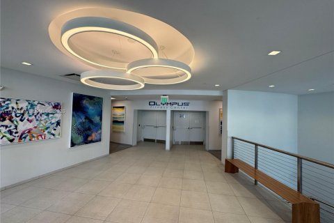 Condominio en venta en Hallandale Beach, Florida, 2 dormitorios, 96.62 m2 № 2040480 - foto 27