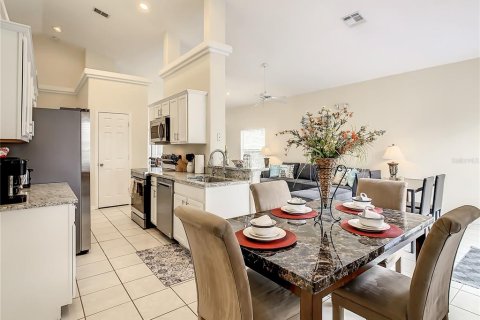Villa ou maison à vendre à Clermont, Floride: 4 chambres, 147.81 m2 № 2407074 - photo 13