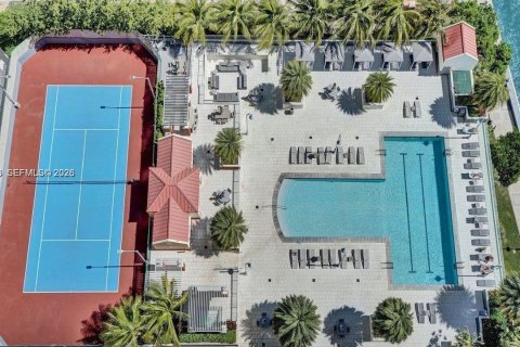 Снять в аренду кондоминиум в Майами, Флорида 1 спальня, 70.61м2, № 2081190 - фото 10