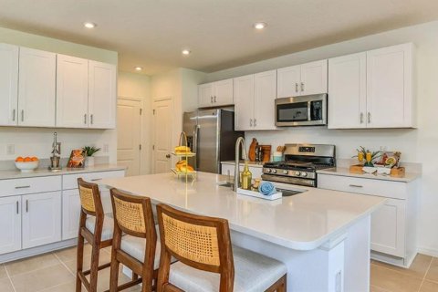 Villa ou maison à vendre à Palmetto, Floride: 4 chambres, 210.98 m2 № 2142515 - photo 2