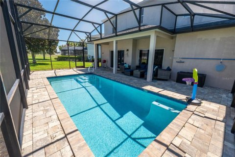 House in Winter Garden, Florida 4 bedrooms, 255.85 sq.m. № 1250884 - photo 12