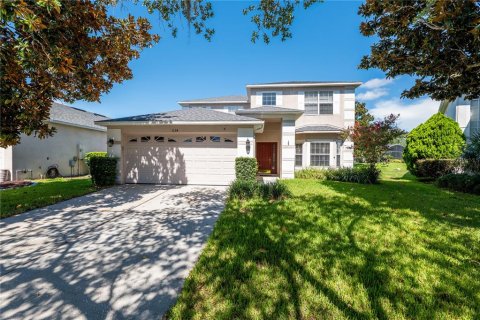 House in Winter Garden, Florida 4 bedrooms, 255.85 sq.m. № 1250884 - photo 1