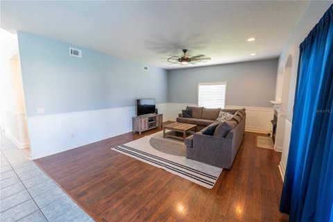 House in Winter Garden, Florida 4 bedrooms, 255.85 sq.m. № 1250884 - photo 11