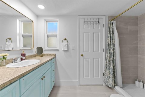 Casa en venta en Seminole, Florida, 4 dormitorios, 185.15 m2 № 2384208 - foto 23
