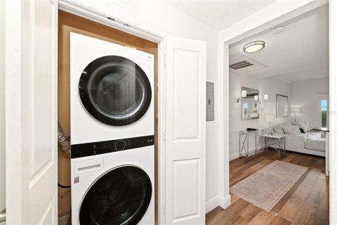 Condominio en venta en Four Corners, Florida, 3 dormitorios, 124.86 m2 № 2151021 - foto 30
