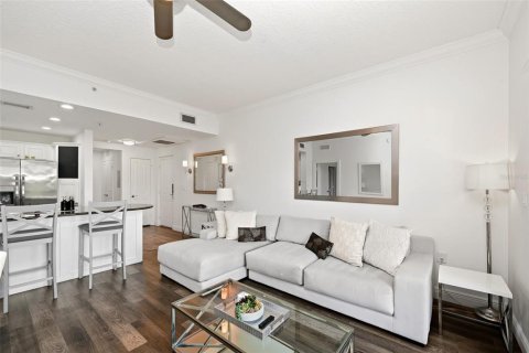 Condominio en venta en Four Corners, Florida, 3 dormitorios, 124.86 m2 № 2151021 - foto 17