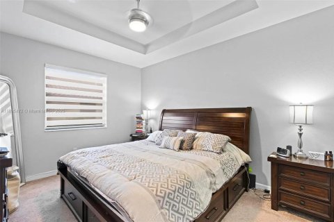 Снять в аренду таунхаус в Хомстед, Флорида 4 спальни, 169.92м2, № 1947656 - фото 17