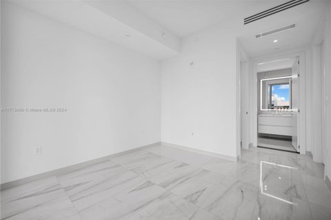 Condominio en venta en Miami, Florida, 1 dormitorio № 2013775 - foto 10