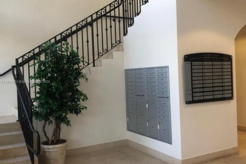 Commercial property in Weston, Florida № 2022697 - photo 2