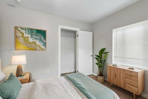 Immobilier commercial à vendre à Miami, Floride: 192.68 m2 № 2049143 - photo 7