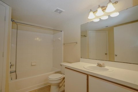 Condominio en venta en Kissimmee, Florida, 2 dormitorios, 95.32 m2 № 1687659 - foto 14