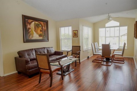 Condominio en venta en Kissimmee, Florida, 2 dormitorios, 95.32 m2 № 1687659 - foto 5