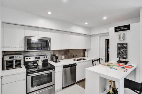 Copropriété à vendre à Miami, Floride: 2 chambres, 114.73 m2 № 1979726 - photo 7