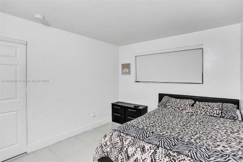 Copropriété à vendre à Miami, Floride: 2 chambres, 114.73 m2 № 1979726 - photo 17