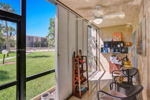 Copropriété à vendre à Miami, Floride: 2 chambres, 114.73 m2 № 1979726 - photo 23