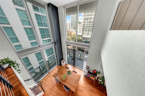 Condominio en venta en Miami, Florida, 1 dormitorio, 108.42 m2 № 2026067 - foto 10