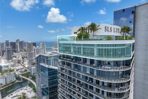 Condominio en venta en Miami, Florida, 4 dormitorios, 360.65 m2 № 2077291 - foto 3