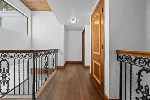 Villa ou maison à vendre à Miami, Floride: 4 chambres, 383.69 m2 № 2297297 - photo 30