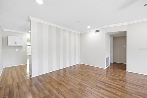 Condo in Clearwater, Florida, 2 bedrooms № 2110755 - photo 8