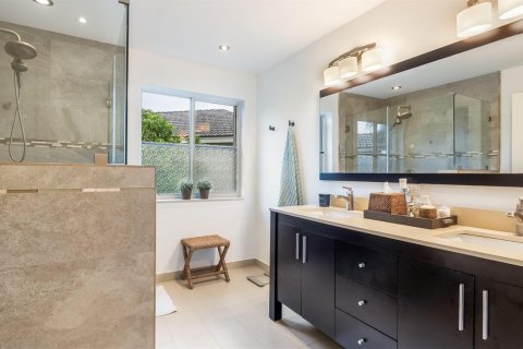 Casa en venta en Weston, Florida, 5 dormitorios, 257.8 m2 № 2187513 - foto 28
