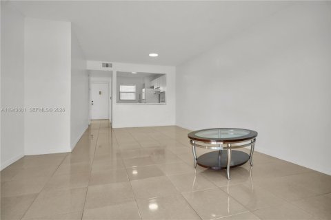 Condominio en venta en Miami, Florida, 3 dormitorios, 104.52 m2 № 2000557 - foto 12