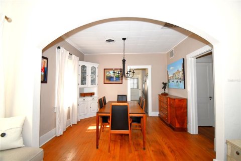 House in Mount Dora, Florida 2 bedrooms, 111.95 sq.m. № 1620917 - photo 7
