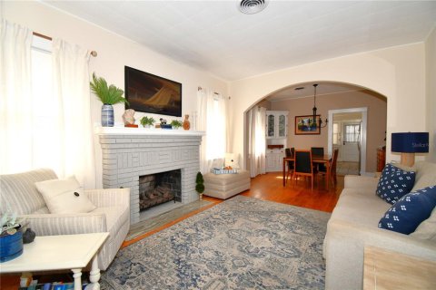 House in Mount Dora, Florida 2 bedrooms, 111.95 sq.m. № 1620917 - photo 5