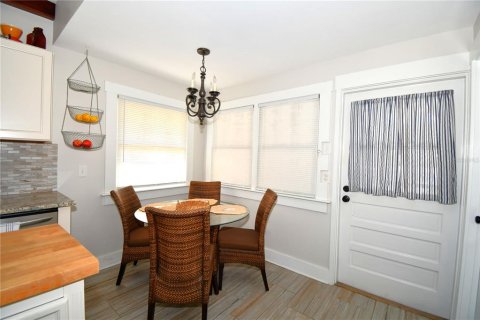 House in Mount Dora, Florida 2 bedrooms, 111.95 sq.m. № 1620917 - photo 17