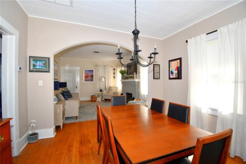 House in Mount Dora, Florida 2 bedrooms, 111.95 sq.m. № 1620917 - photo 9
