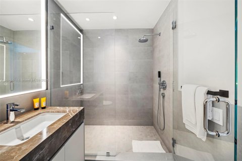 Condo in Miami Beach, Florida, 3 bedrooms  № 1844063 - photo 10