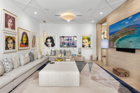 House in Fort Lauderdale, Florida 7 bedrooms, 742.1 sq.m. № 2381429 - photo 23