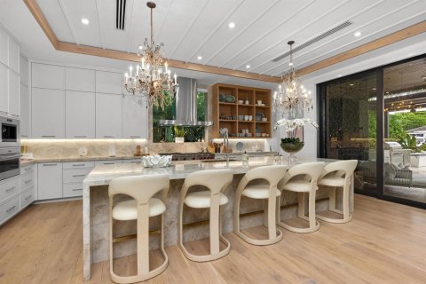 House in Fort Lauderdale, Florida 7 bedrooms, 742.1 sq.m. № 2381429 - photo 16