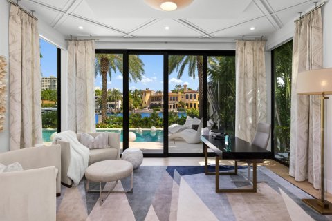 House in Fort Lauderdale, Florida 7 bedrooms, 742.1 sq.m. № 2381429 - photo 25