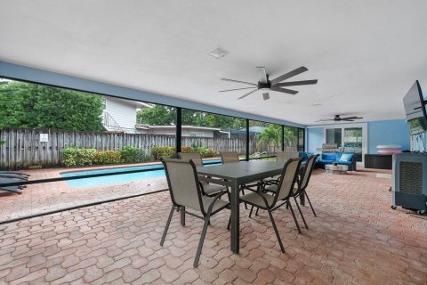 Villa ou maison à vendre à Wilton Manors, Floride: 3 chambres, 180.23 m2 № 2081755 - photo 15