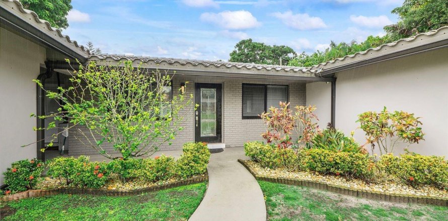 Villa ou maison à Wilton Manors, Floride 3 chambres, 180.23 m2 № 2081755