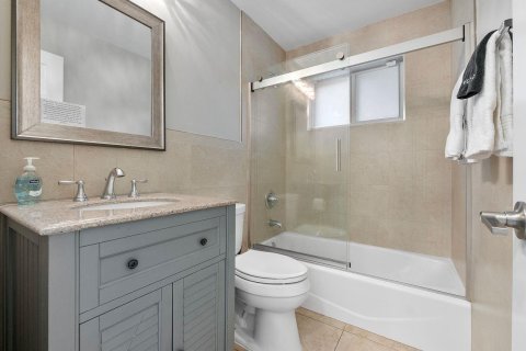 Villa ou maison à vendre à Wilton Manors, Floride: 3 chambres, 180.23 m2 № 2081755 - photo 13