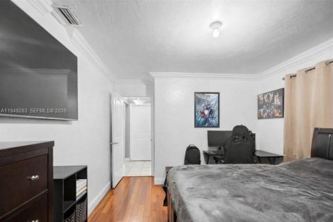 Villa ou maison à vendre à Miramar, Floride: 5 chambres, 147.44 m2 № 2053228 - photo 8