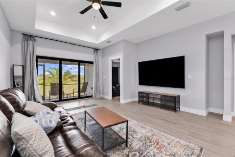 Commercial property in Punta Gorda, Florida 6 bedrooms, 231.14 sq.m. № 2239674 - photo 29