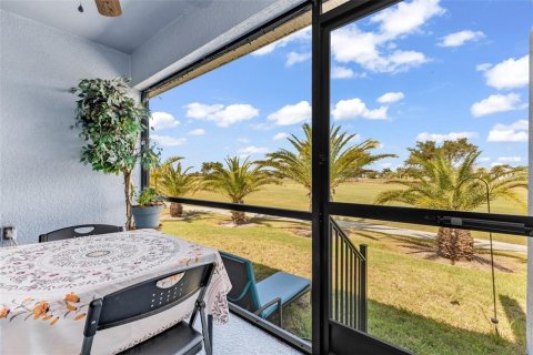 Commercial property in Punta Gorda, Florida 6 bedrooms, 231.14 sq.m. № 2239674 - photo 23